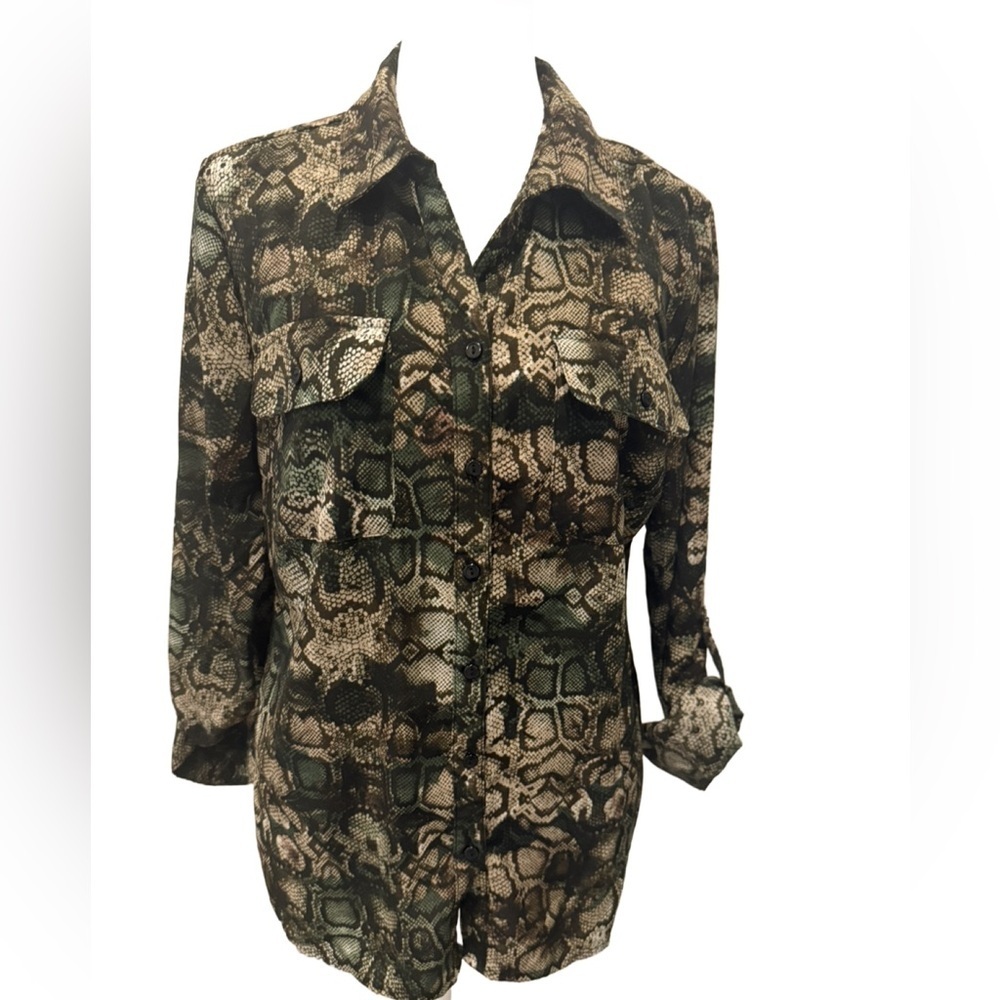 Snake skin Green and Brown  Patterned Button Up Top By Notations. Size small.